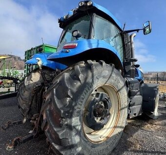 Traktor New Holland T8.360 - 2
