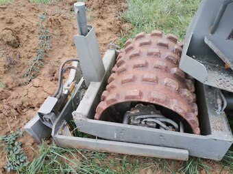 Jezkovy vibracny valec Rammax RW 1800 SPT - 2