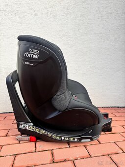 Britax Römer Dualfix Pro M Classic Deep black - 2