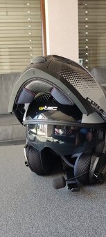 Výklopná moto prilba - 2