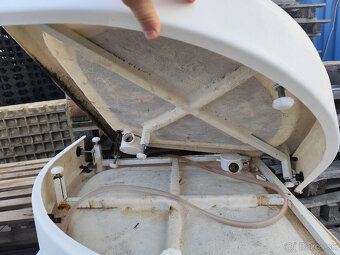 Sprchová vanička s konštrukciou - 2