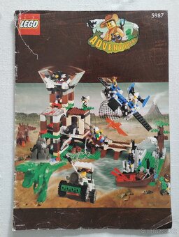LEGO Adventurers 5987 Dino Research Compound - 2