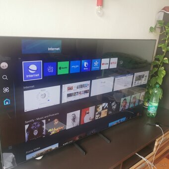 Samsung crystal UHD DU7100 55 - 2