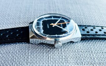 Československé mechanické vintage retro hodinky PRIM Malé Te - 2