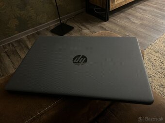 Predám notebook HP15S - 2