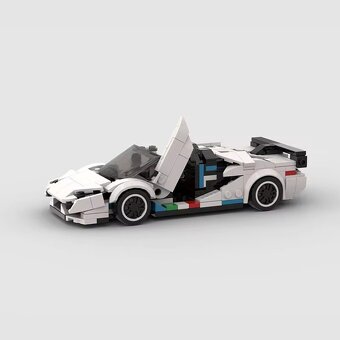 LEGO MOC Lamborghini Aventador SVJ - 2