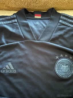Adidas funkčne tričko. - 2