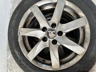 Predám zimné pneumatiky Matador 185/60 r15 + disky - 2