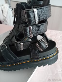 Sandale Dr. MARTENS, v. 42 - 2