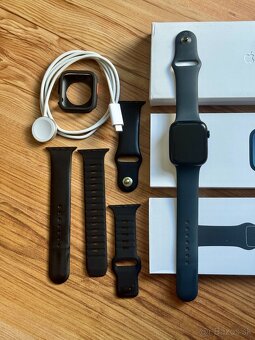 Apple Watch 9 45mm + záruka - 2