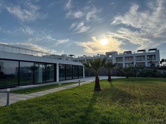 90 000- Na predaj: Zariadený 1+1 byt s výhľadom na more - 2