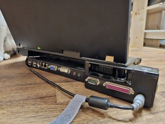 Lenovo R61 + dock - 2