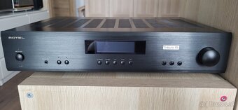 Rotel A11 Tribute - 2