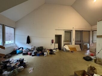 K pronájmu rodinný dům / komerční objekt ve Vizovicích - 2