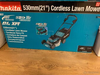 Makita kosacka DLM532Z (2x18V), baterie, nabijacka - 2