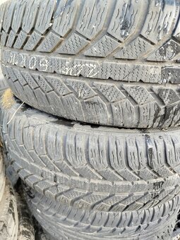 205/60R16 zimné semperit - 2