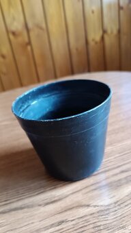 Črepníku plastovy - 2