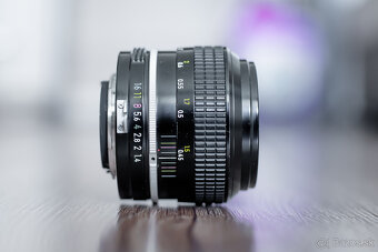 Objektív Nikon 1.4 / 50 mm - veľmi pekný stav - 2