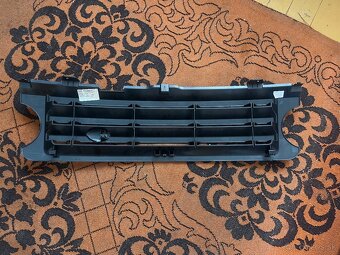 Land Rover Range Rover Sport 2005-2013, Maska - 2