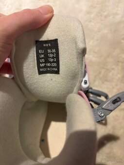 Predám zachovalé detské korcule - 2