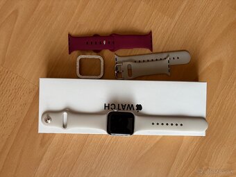 Apple watch SE 2.generacia 40mm - 2