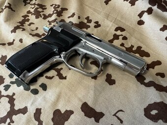 CZ 83 9mm Browning - 2