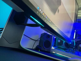Predam špičkový 34" monitor Dell Alienware AW3420DW - 2