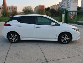 Bohate vybavené auto, ktoré jazdí takmer zadarmo-za 293€/mes - 2