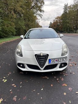 Alfa Romeo Giulietta - 2
