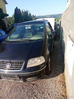 Volkswagen Sharan - 2