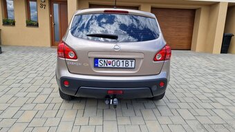 Nissan Qashqai - 2
