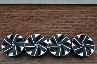 5x112 R19 Hlinikove disky Origina VW model Hudson - 2