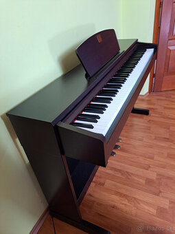 pianíno Yamaha Clavinova CLP 320 - 2