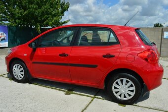 TOYOTA AURIS 1,33 I Dual VVT-I 72kW 2010, M6 Slovenské - 2