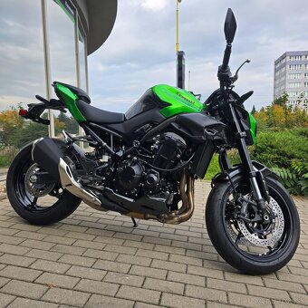 Kawasaki Z900 2026 zelená - 2