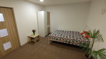 Ponúkam na prenájom 1 izbový byt Brezno - 2