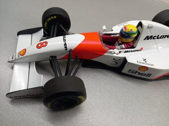 F1 MCLAREN FORD MP4/8 1993 AYRTON SENNA MINICHAMPS 1:18 - 2