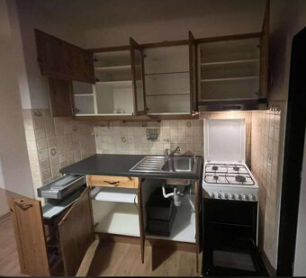 Predám lacno peknú kuchynskú linku so sporákom, stolom - 2