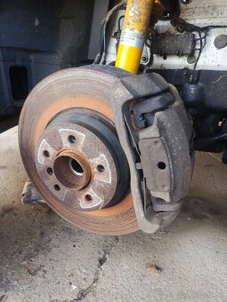 Strmene/brzdy BMW e90/91/92/93 335d/335i - 2