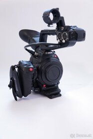 Canon C100 mark ii + 2x C100 - 2