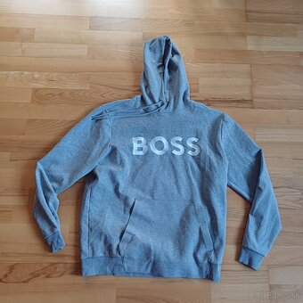 Boss bledošedá - 2