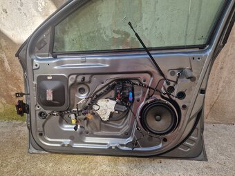 Rozpredam skoda superb 2 combi - 2