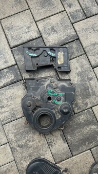 Kryt rozvodov 1CD 4efe H23 D14z6 toyota Honda - 2