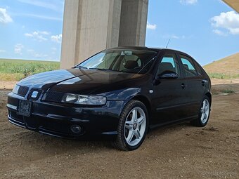 SEAT LEON 1,9 TDi 96 kW TOP SPORT - 2