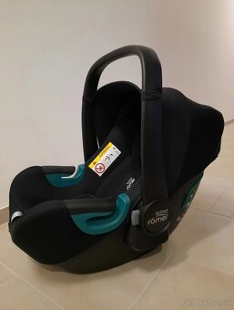 Baby-safe 3 i-size Detská otočná autosedačka s isofixom - 2