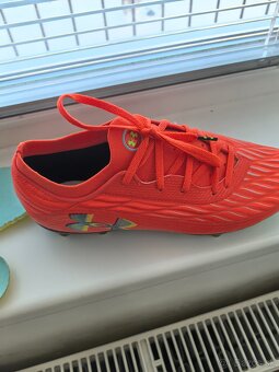Predám kopačky Under Armour. - 2