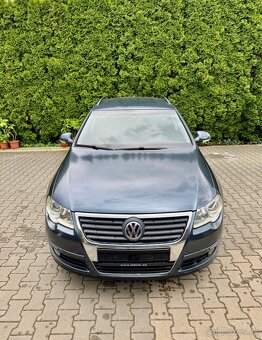Rozpredám Volkswagen passat b6 combi 1.9 TDI 77kW BLS LC5F - 2
