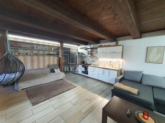 Krásny 3 izbový rodinný dom + terasa + garsónka so... - 2