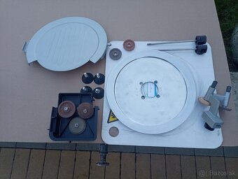 Predam nahradne diely ns 301. Graif - 2