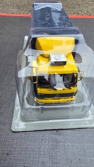 Deagostini Mercedes-Benz NG 2236 - 2